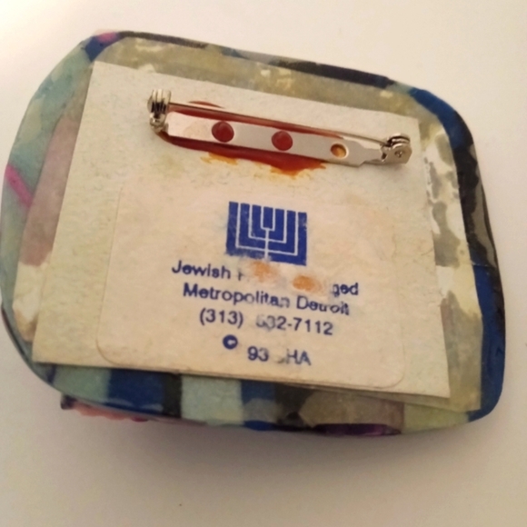 Mixed Media Art Pin Girl At The Window Handmade By Jewish Home for Aged VINTAGE - Picture 6 of 6